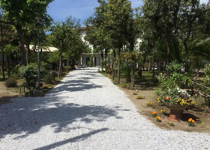 Hotel Raffaelli Villa Angela