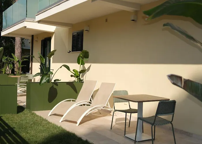 iH Hotels Logos Forte Dei Marmi