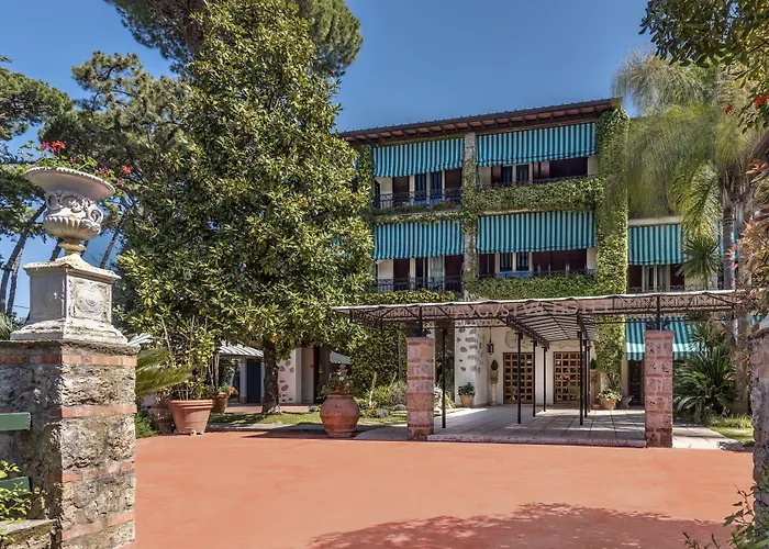 Augustus Hotel & Resort